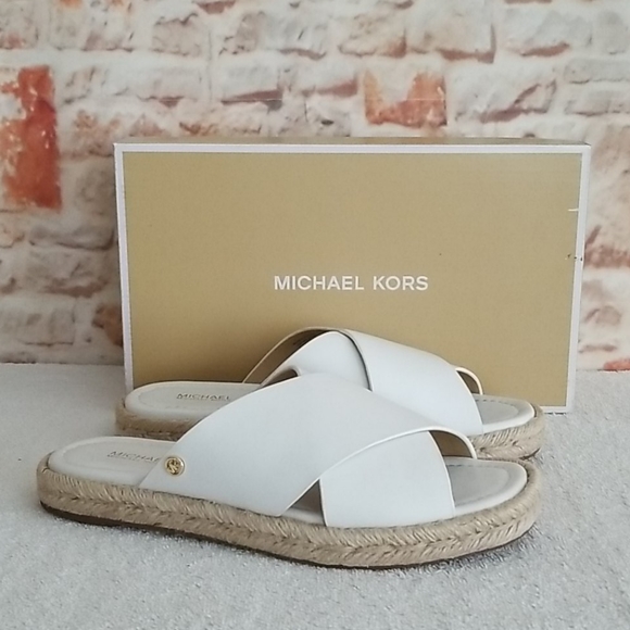 New Michael Kors Linden Slide Flat Sandals - Picture 1 of 7